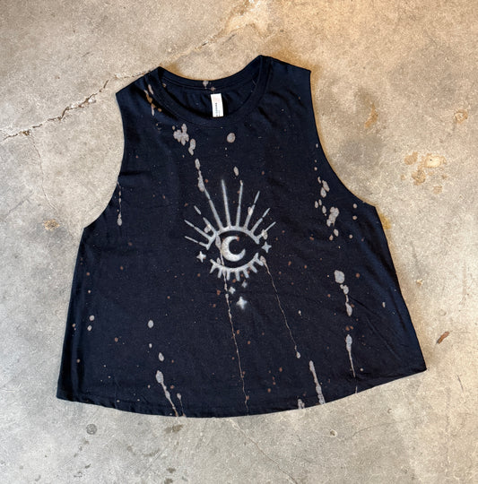Distressed grunge third eye tank