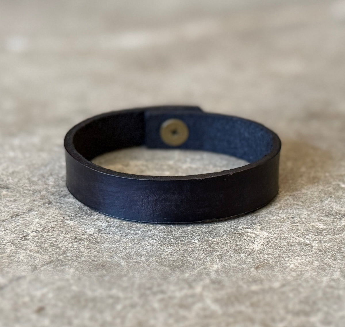 Maverick - simple narrow cuff