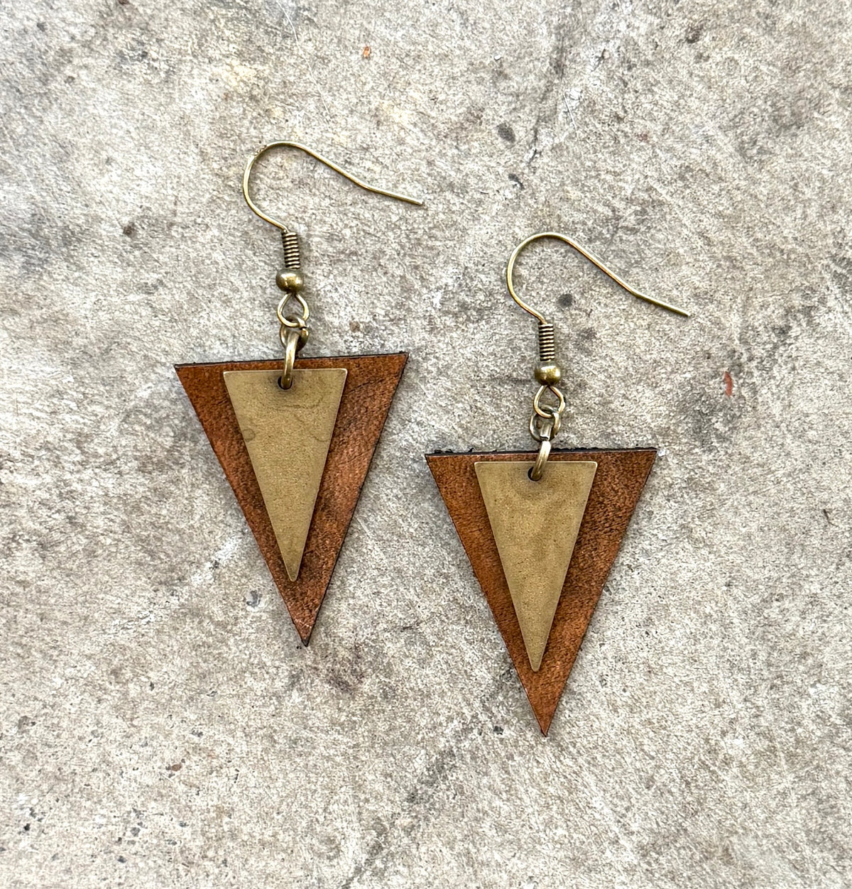 Yucca - Leather and brass geo Earring