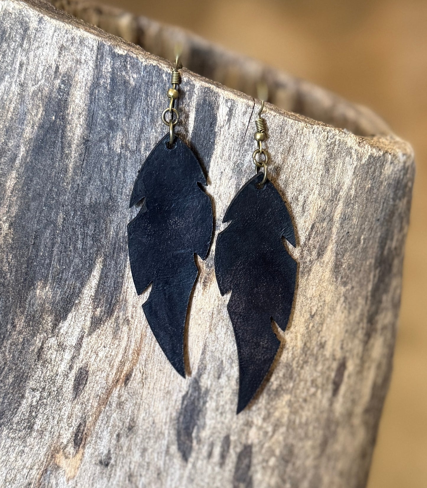 AK Feather Earring simple