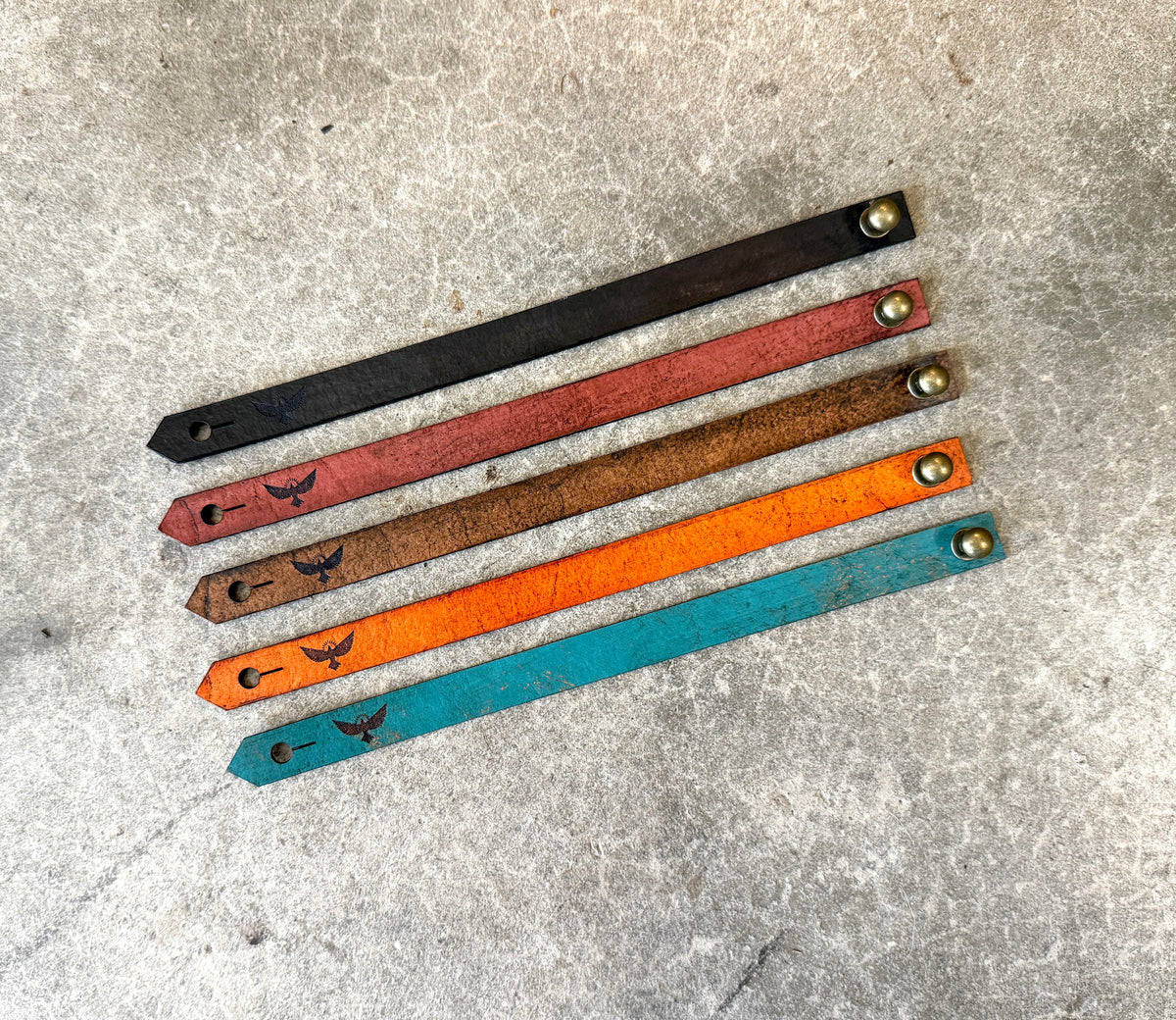 Maverick - simple narrow cuff