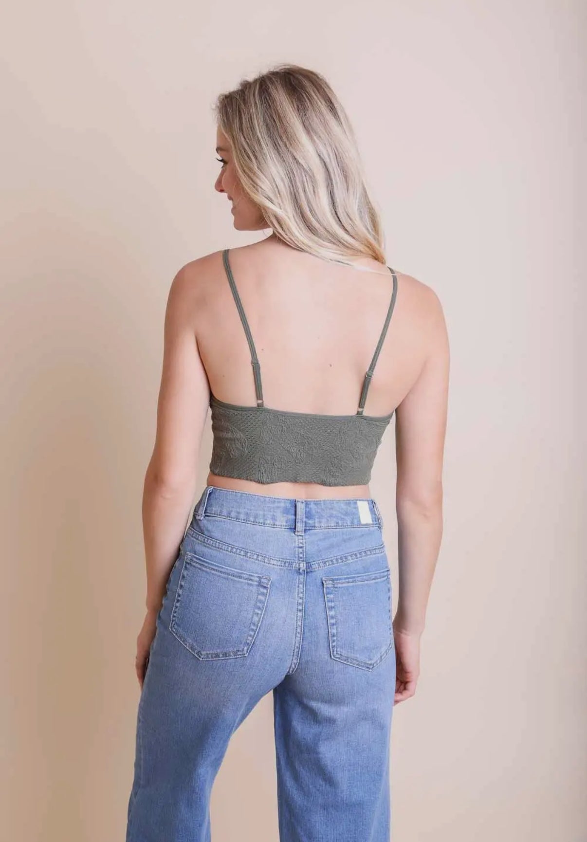 Seamless Padded V-neck Brami