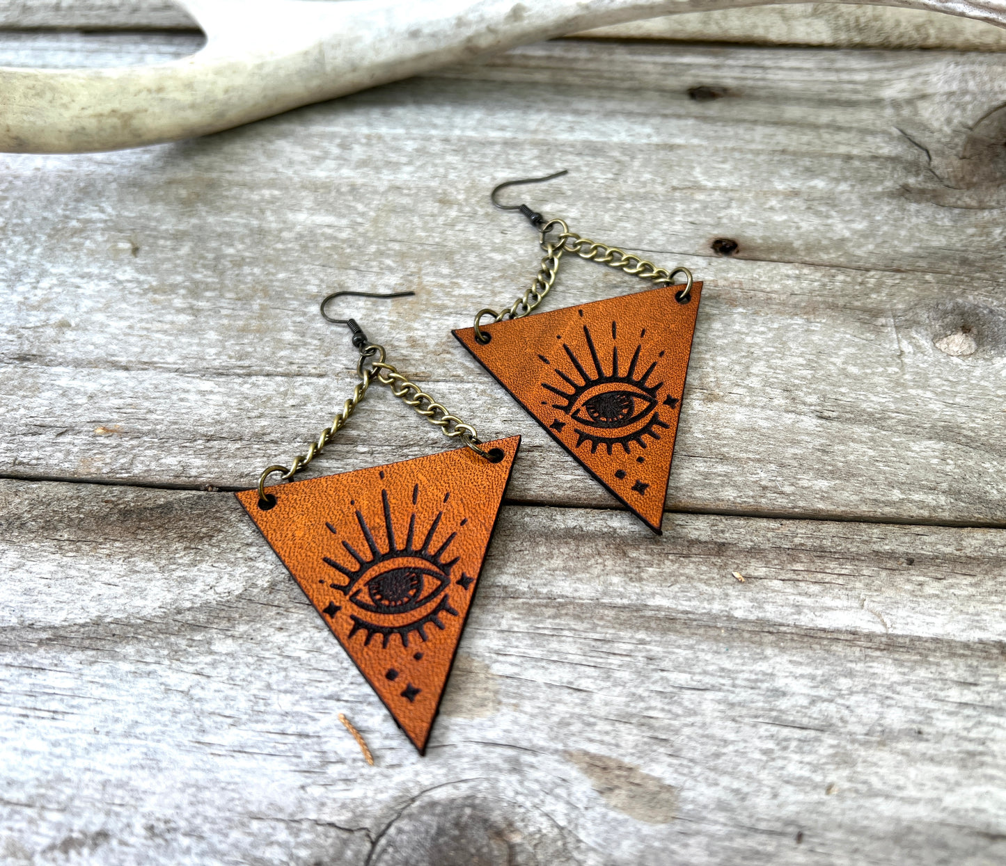 AK Third Eye Leather Earring