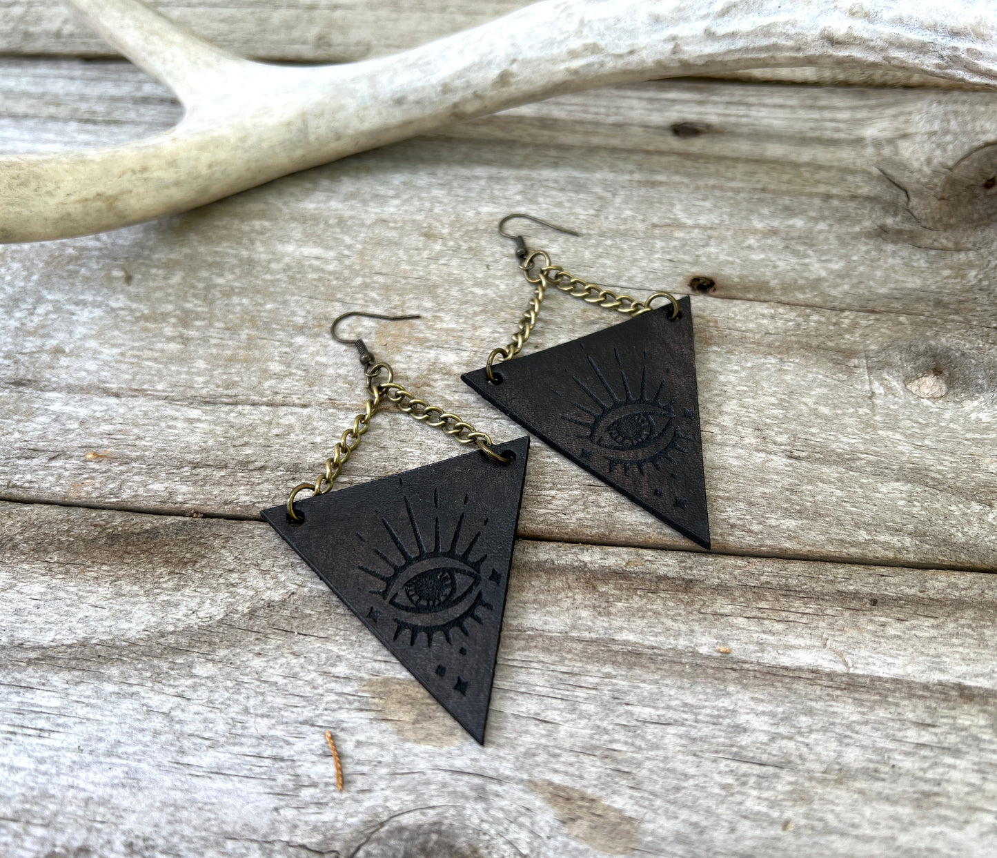 AK Third Eye Leather Earring